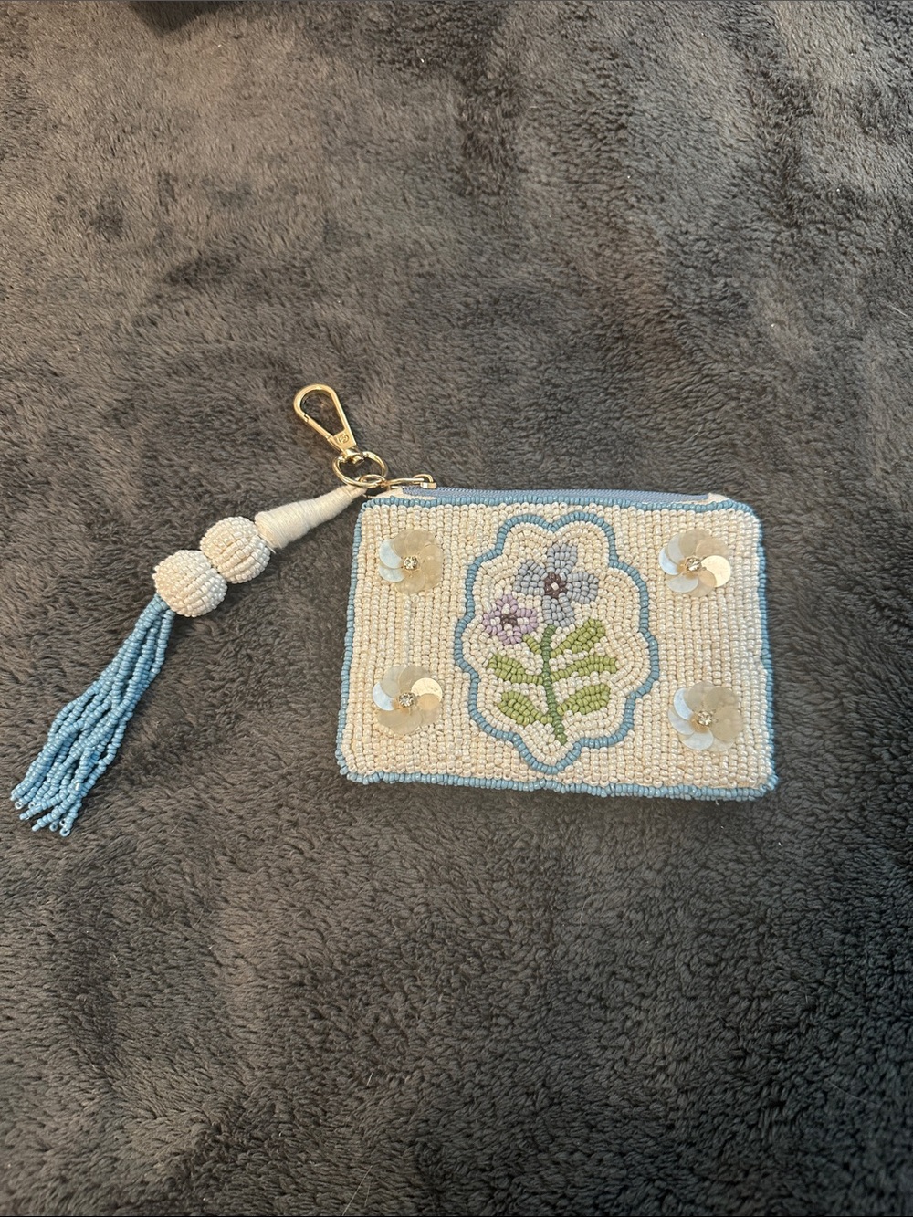 Beaded Floral Card Holder Keychain - Cream & Light Blue